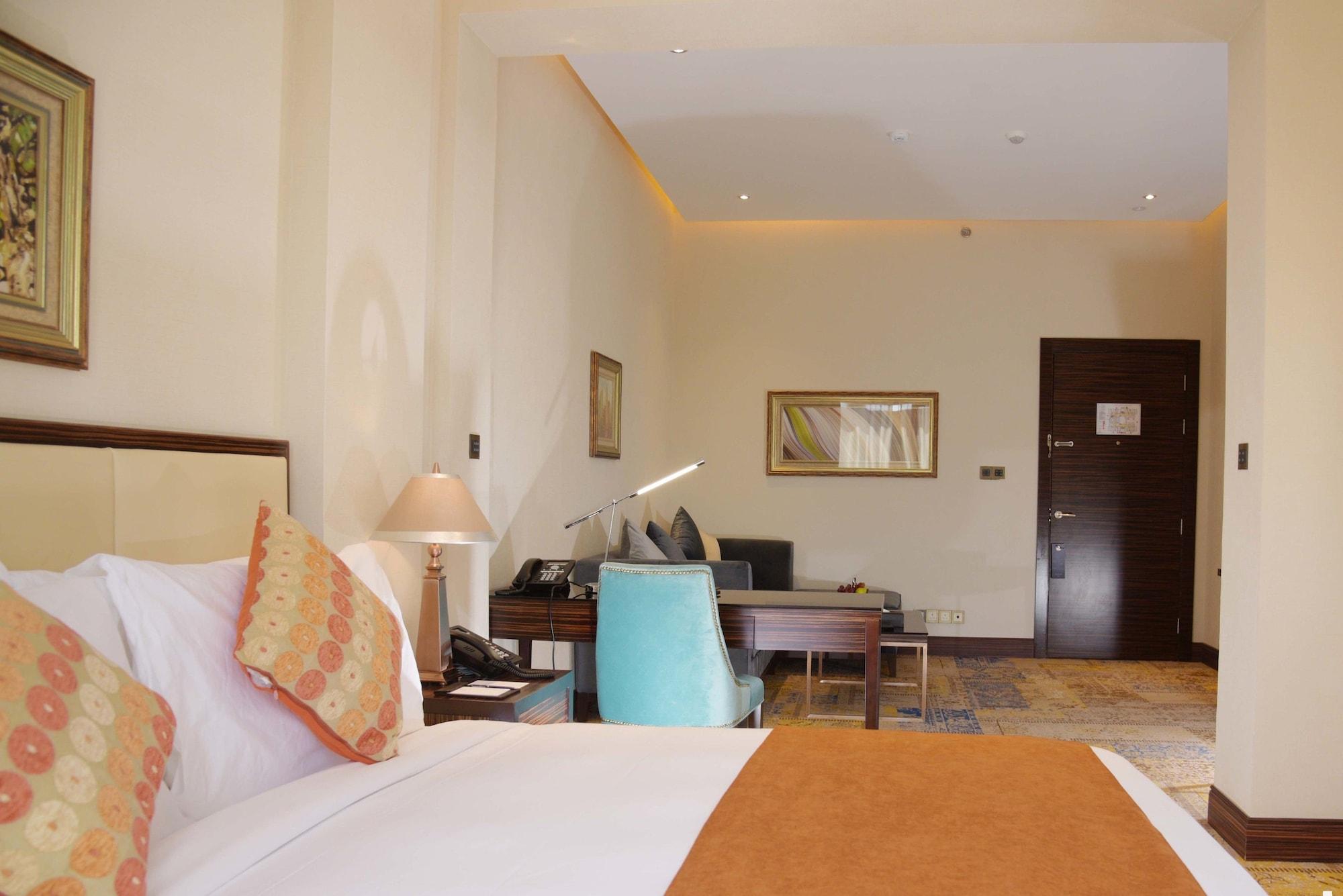 Hotel Warwick Al-Khubar Exteriér fotografie