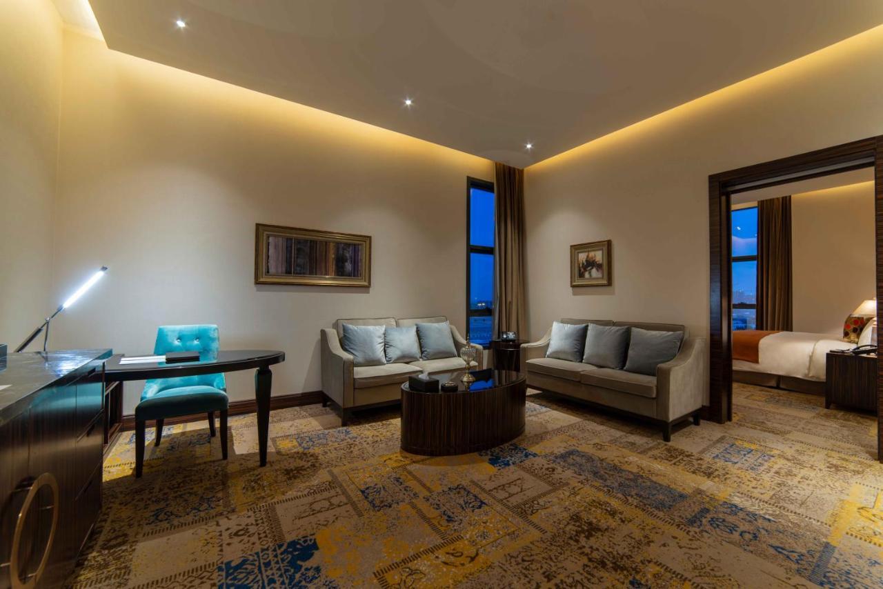 Hotel Warwick Al-Khubar Exteriér fotografie